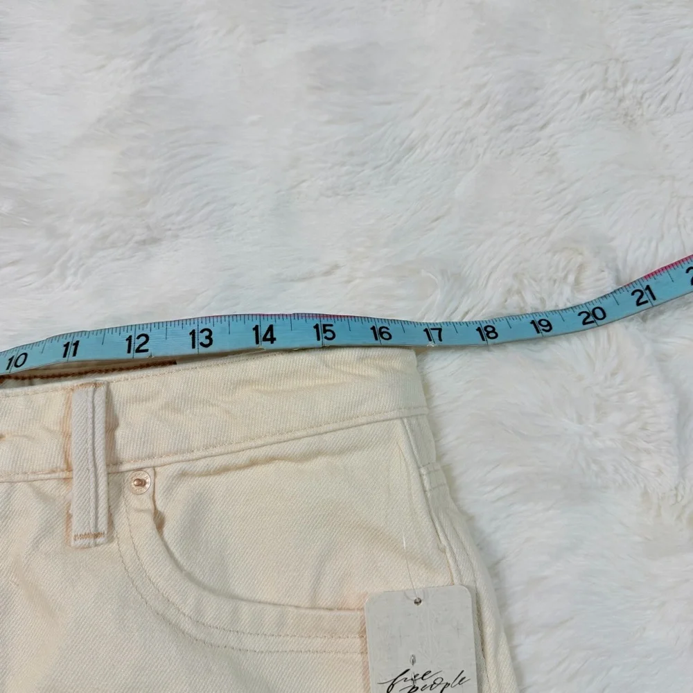 We The Free Cream Wide-Leg Jeans with Multicolor Dragonfly & Starfish Print - Picture 7 of 10